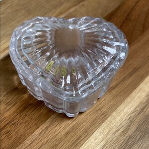 Heart-Shaped Crystal Jewelry Organizer